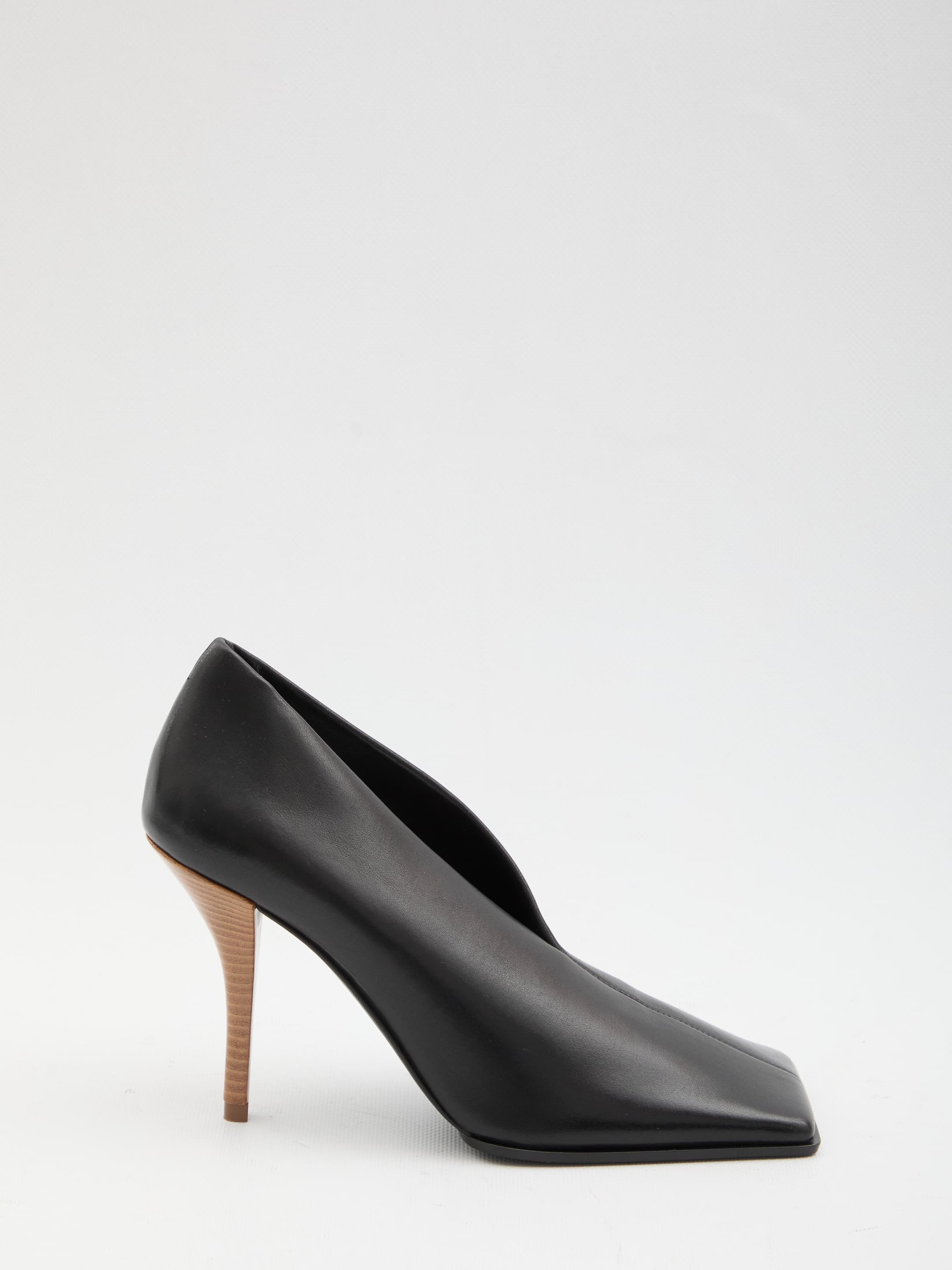 Alaïa ALAIA Soft Square Pumps