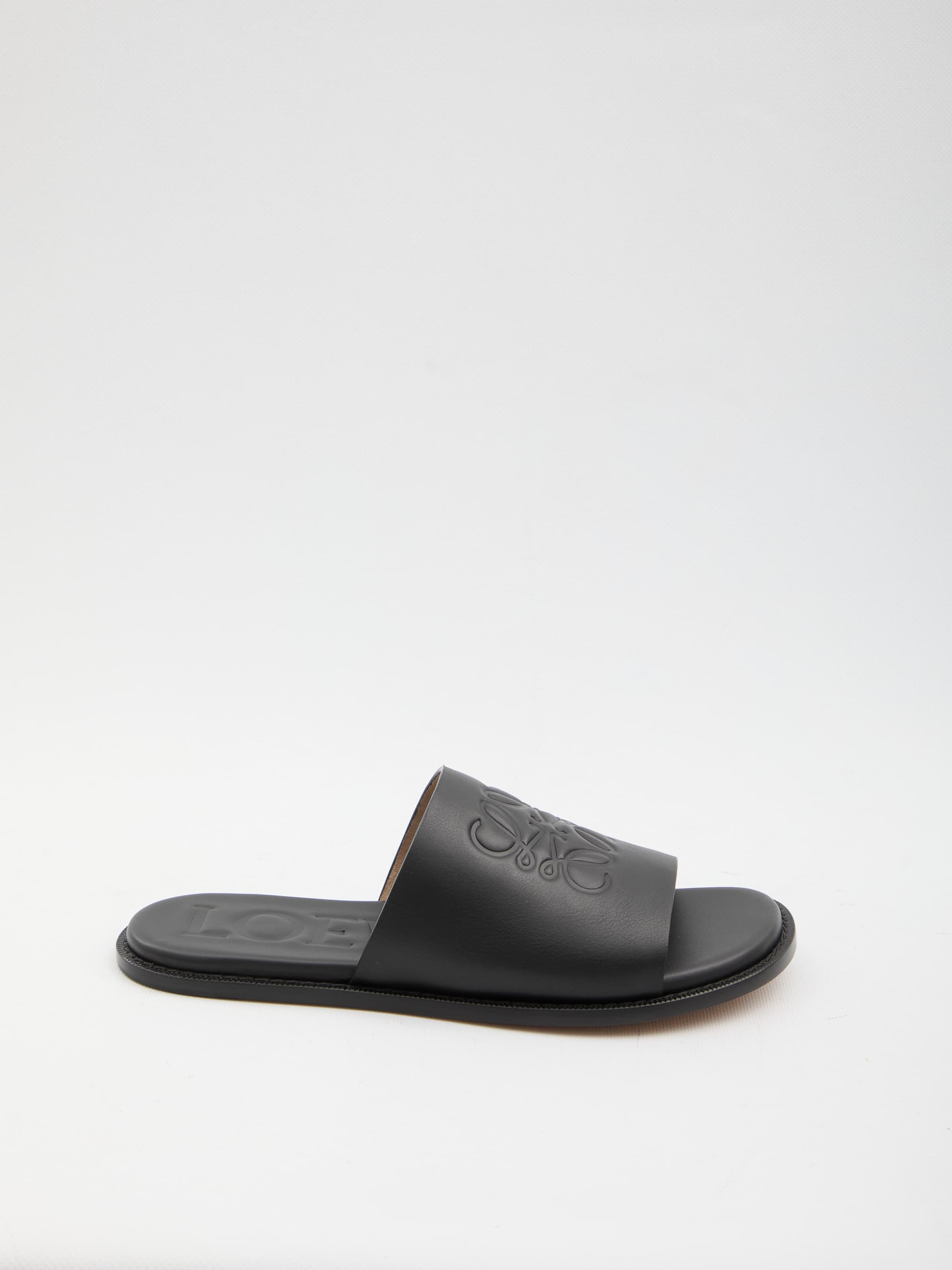 Loewe Anagram Slides
