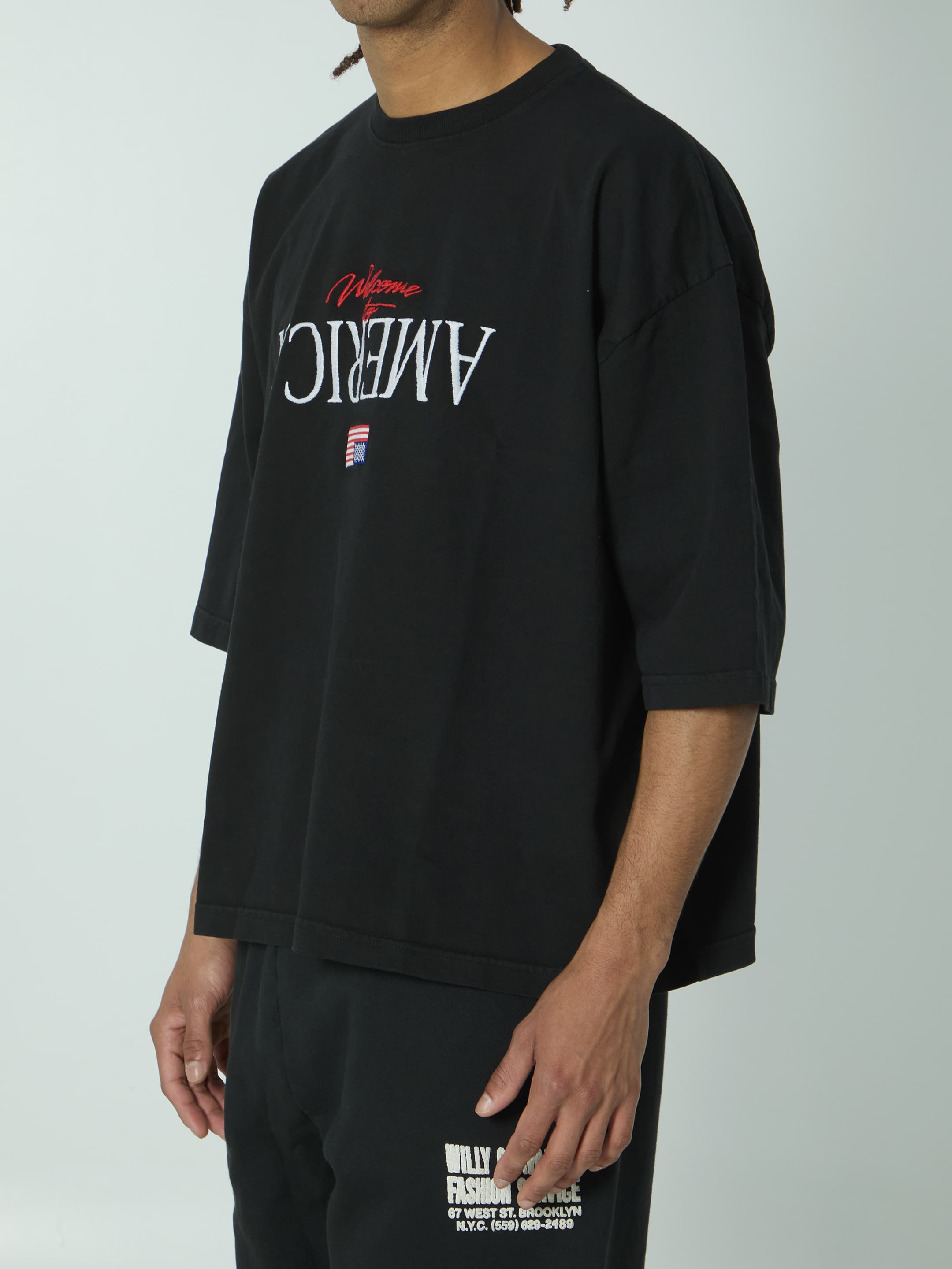 WILLY CHAVARRIA Welcome to America T-shirt