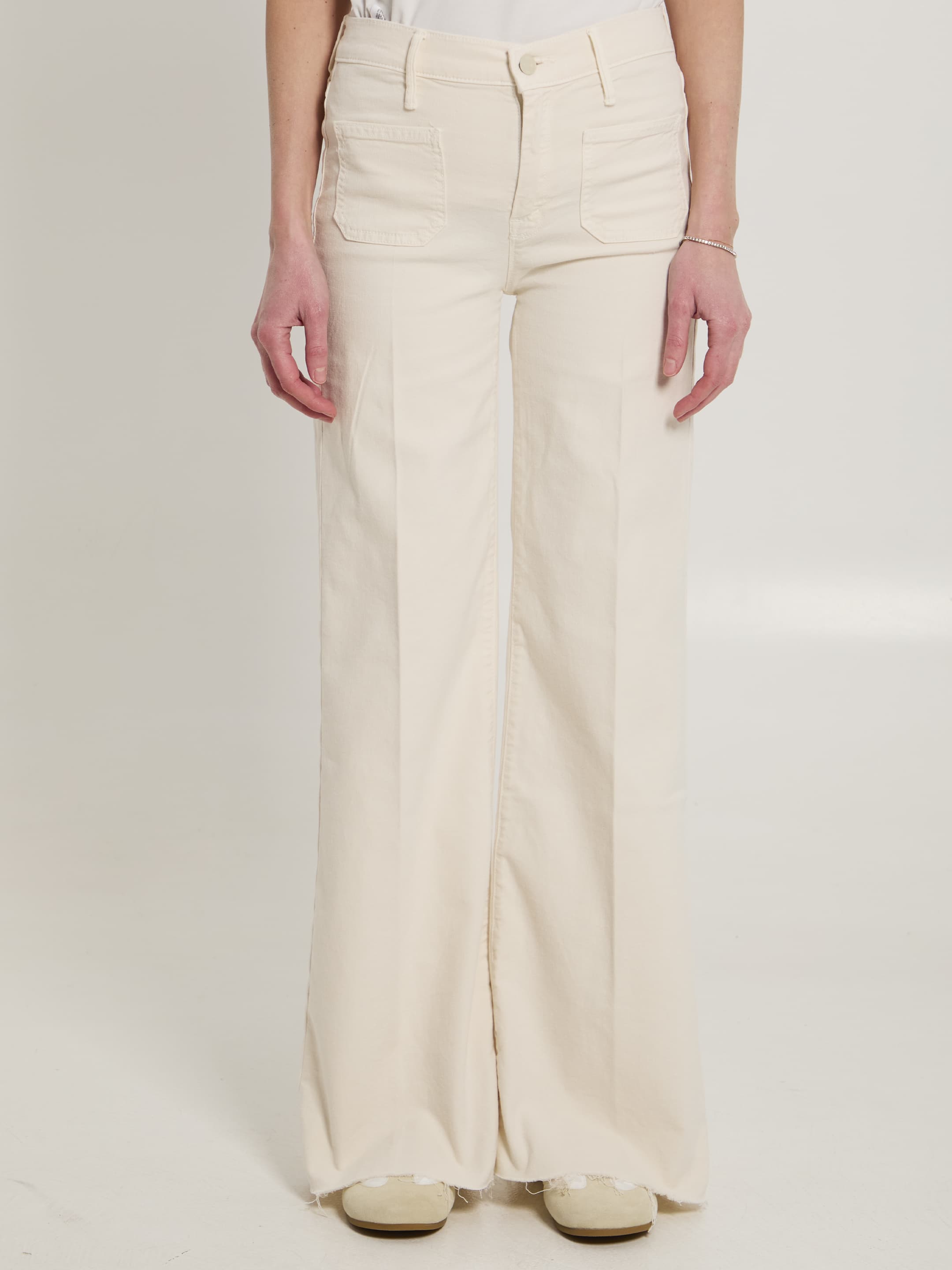 MOTHER The Patch Pocket Twister Fray Jeans